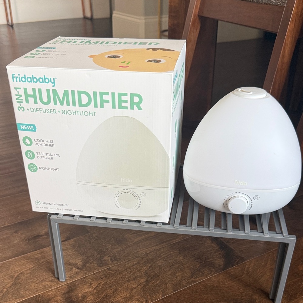 Fridababy White 3-in-1 Humidifier, Diffuser & Nightlight